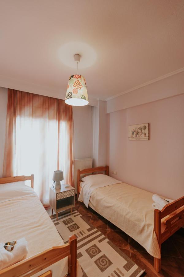 Mariam Apartment Thessaloniki Buitenkant foto